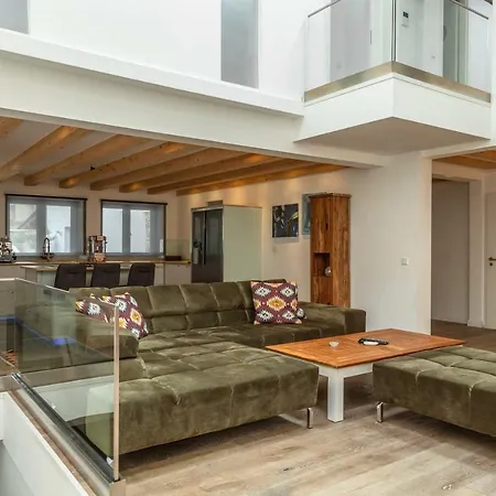 Luxery Loft