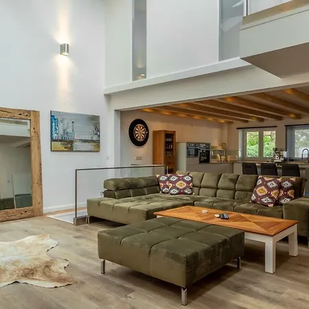 Luxery Loft